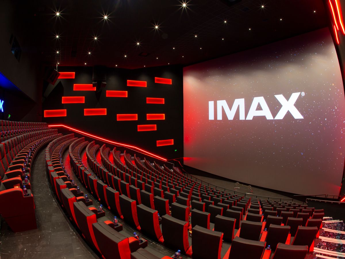 Киносеть «Формула кино» и «Синема Парк» через суд требует принудить IMAX к работе в России