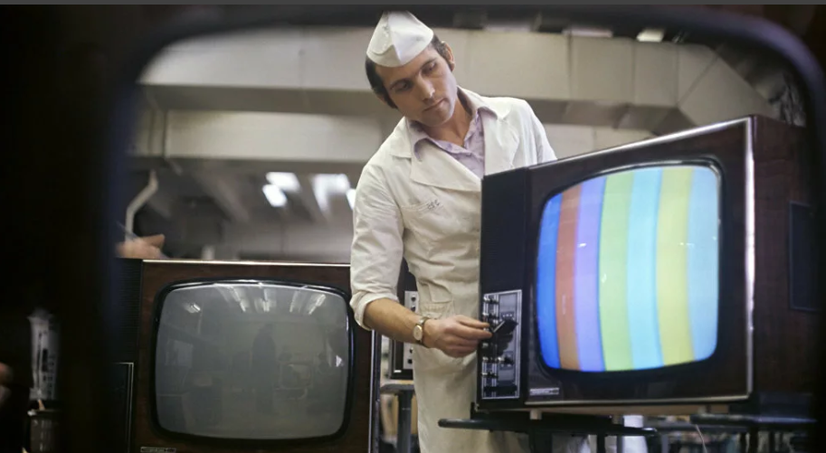 Стоимость рекламы на федеральном ТВ в 2026 году вырастет примерно на треть